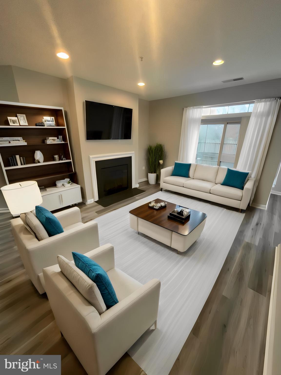 1321 Karen BOULEVARD Unit: 302