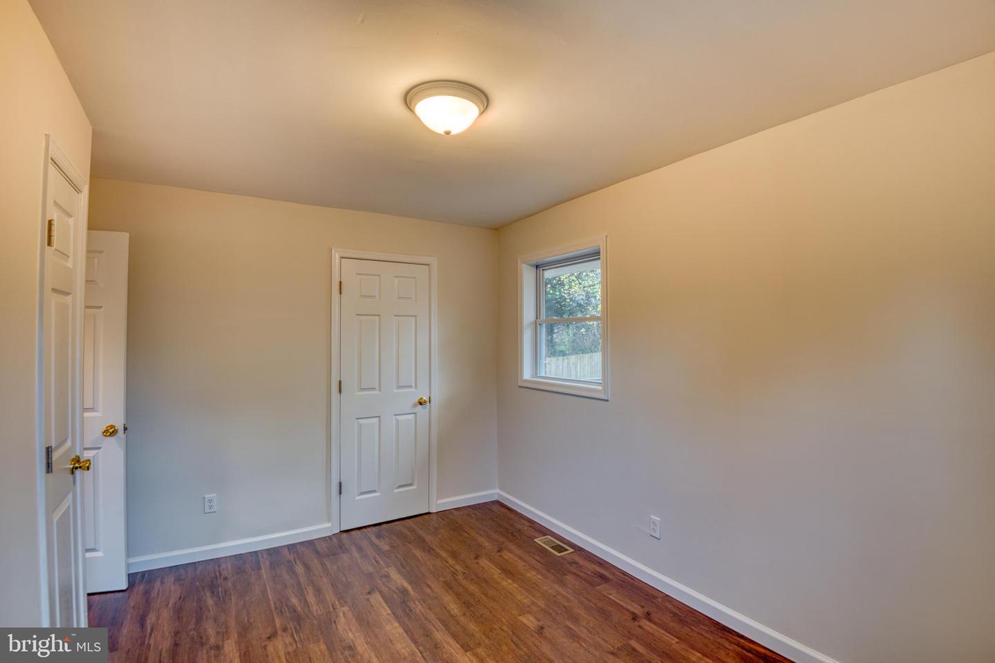 1607 Merrimac DRIVE