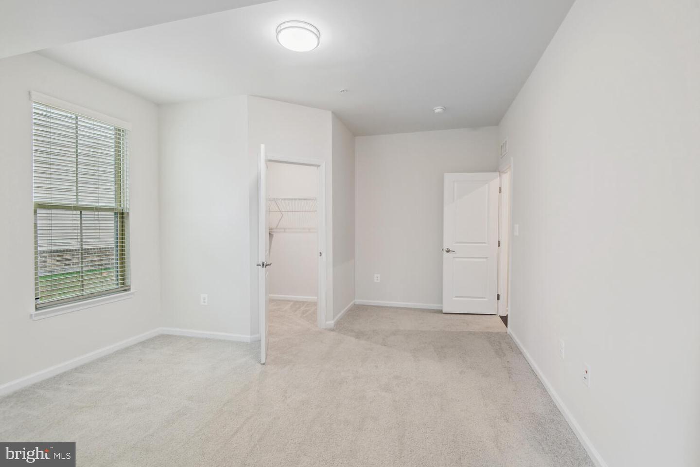 10012 Dorsey LANE