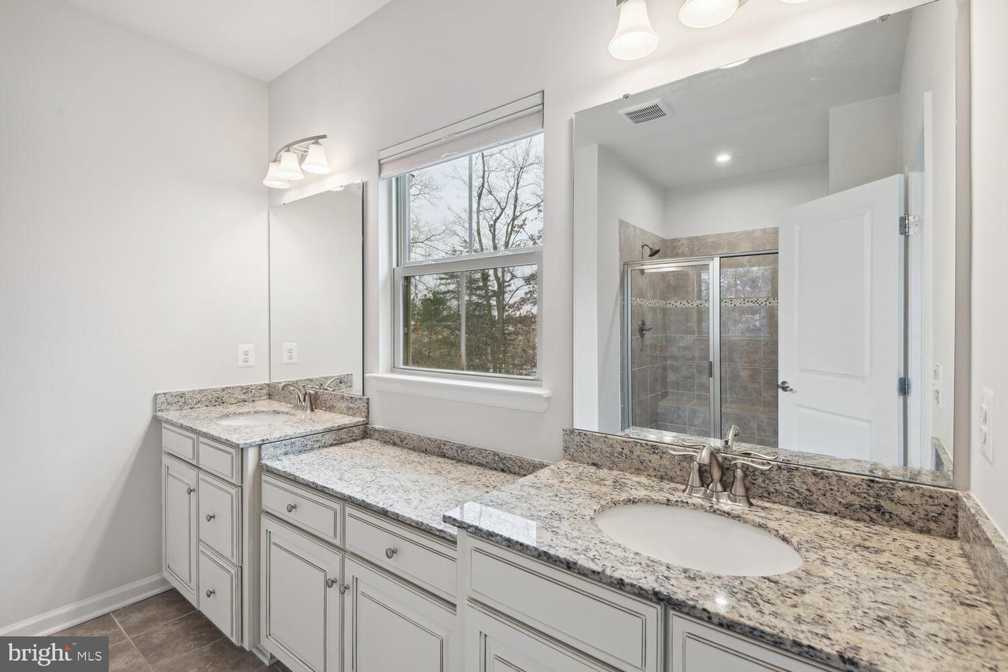 10012 Dorsey LANE