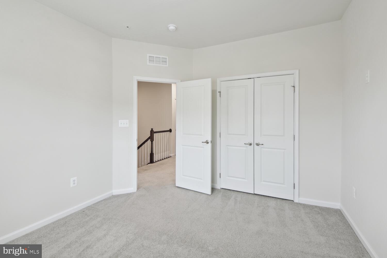 10012 Dorsey LANE