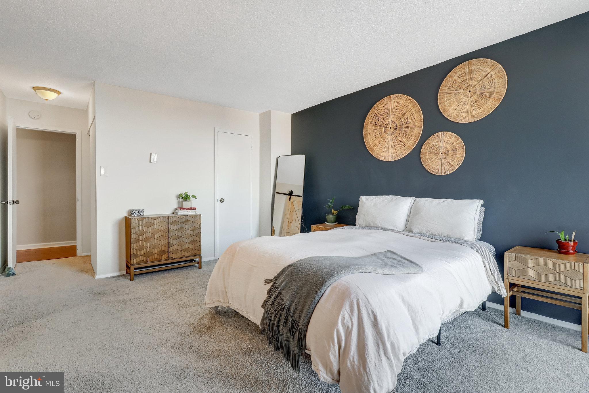 6100 Westchester Park Drive Unit: 1218
