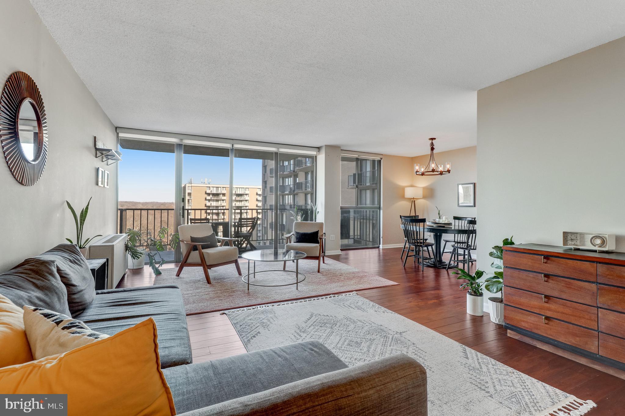 6100 Westchester Park Drive Unit: 1218