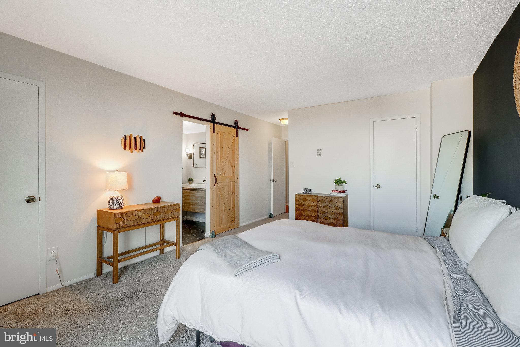 6100 Westchester Park Drive Unit: 1218