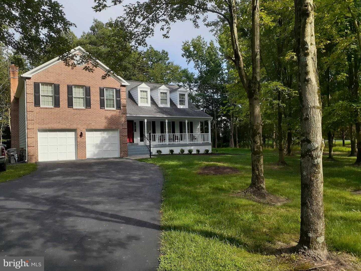 305 Battersea Ln