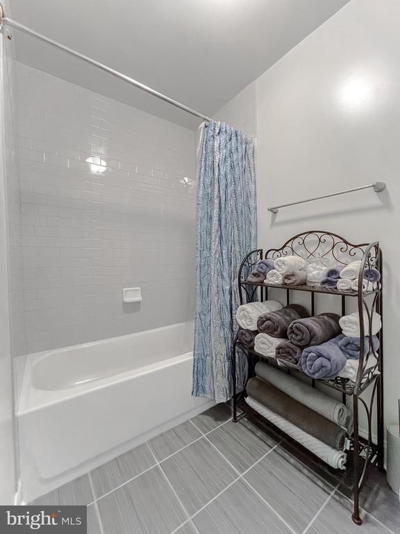 22108 GARRETTS CHANCE COURT