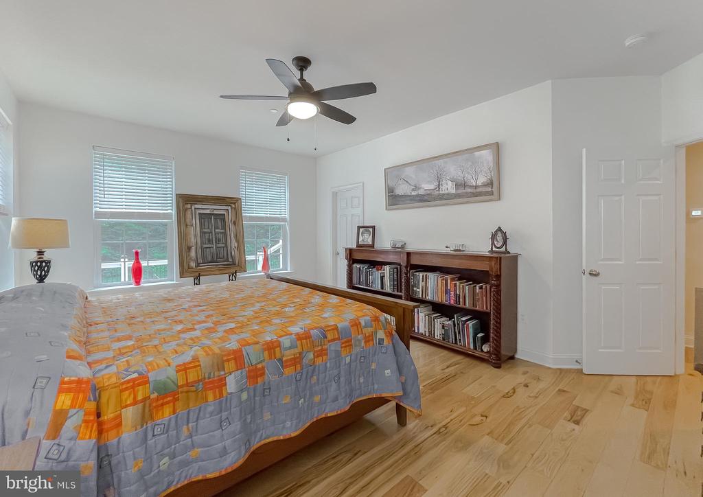 22108 GARRETTS CHANCE COURT