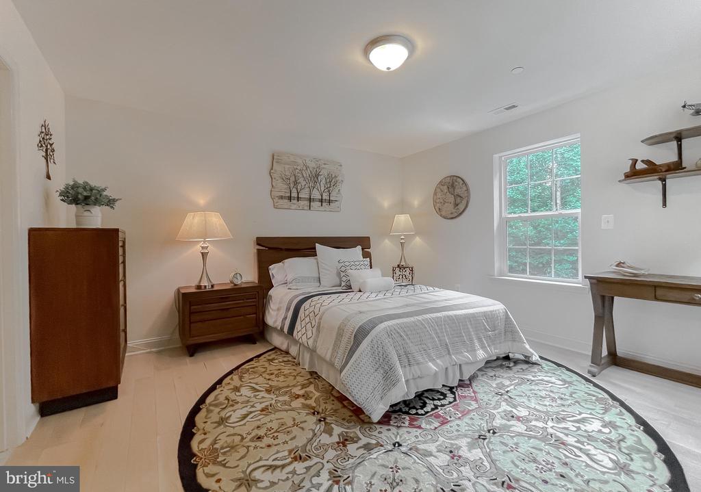 22108 GARRETTS CHANCE COURT