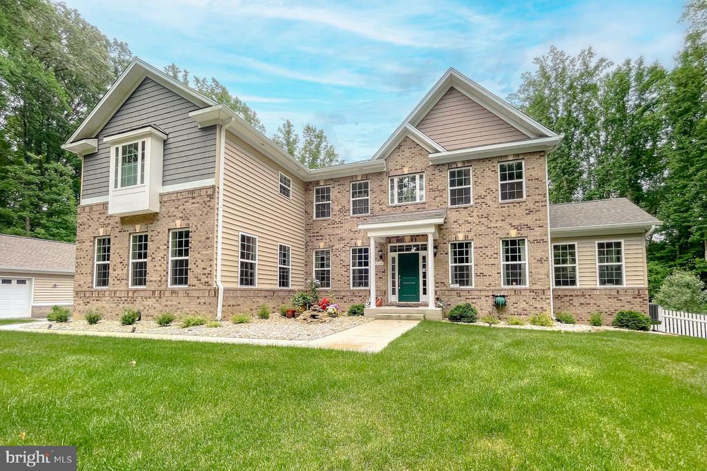 22108 GARRETTS CHANCE COURT