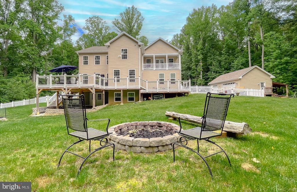 22108 GARRETTS CHANCE COURT