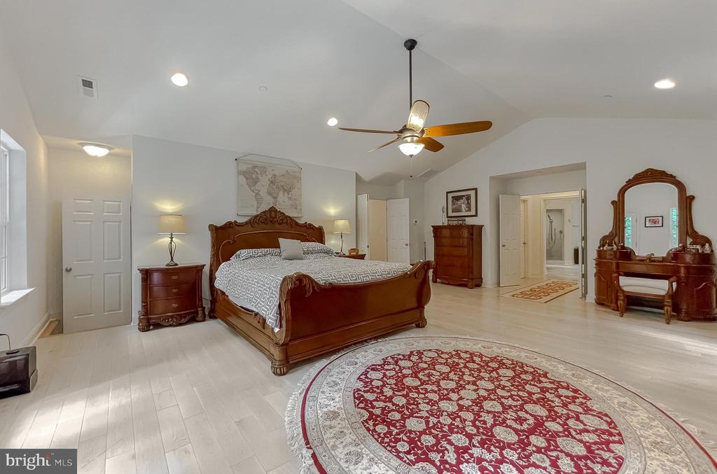 22108 GARRETTS CHANCE COURT
