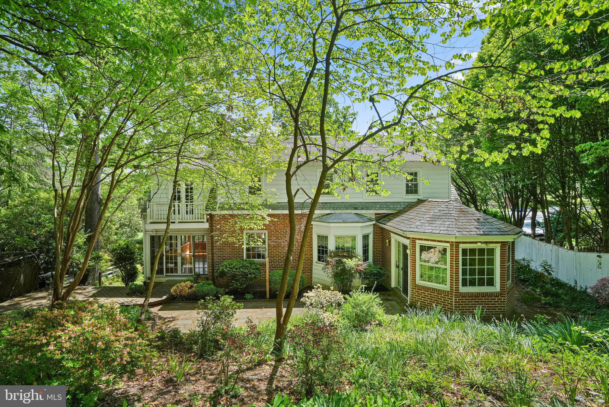 6900 Wake Forest Dr