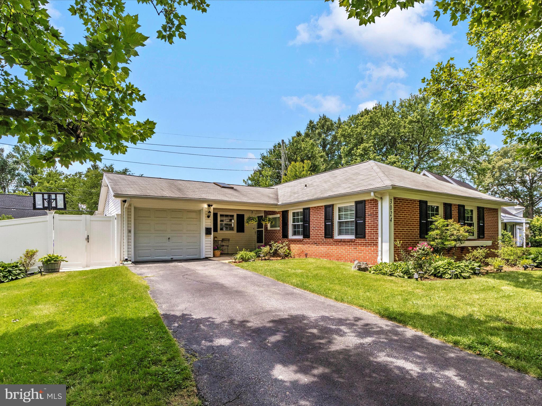 3024 Stonybrook Dr