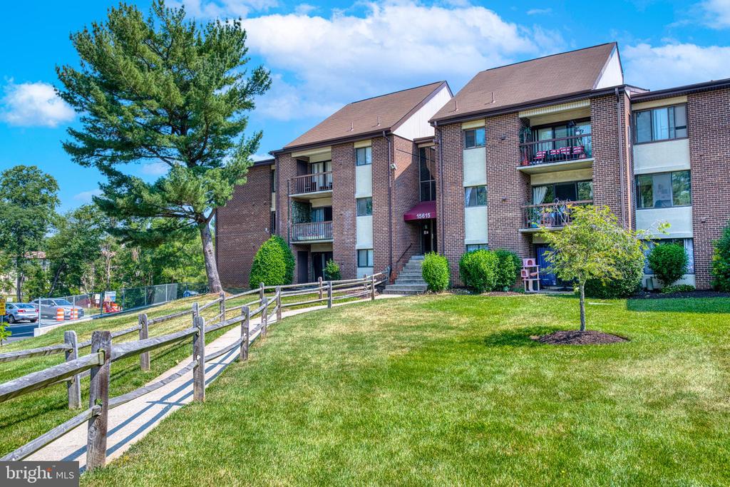 15615 Dorset Rd #203