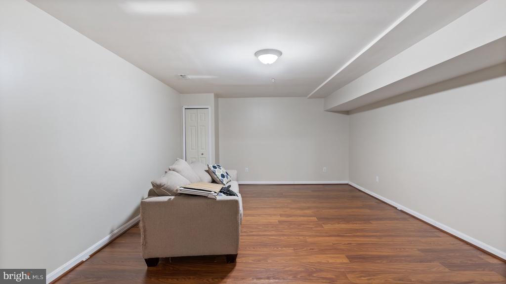 11709 Lauer Ct