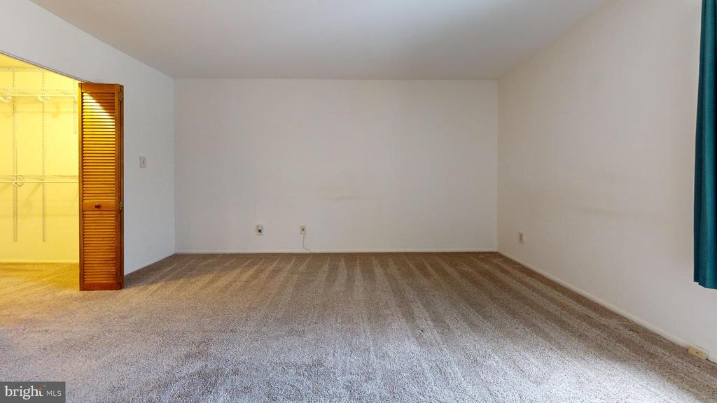 11224 CHERRY HILL RD #284,PRINCE GEORGES Unit: 304