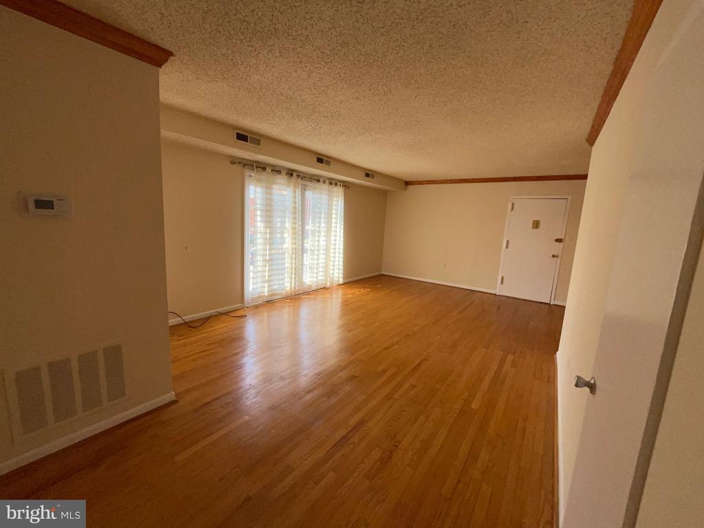 3805 SWANN RD #304