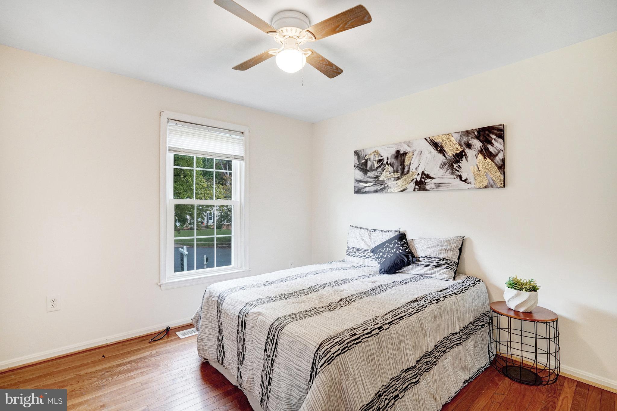 11009 Hidden Creek Ct
