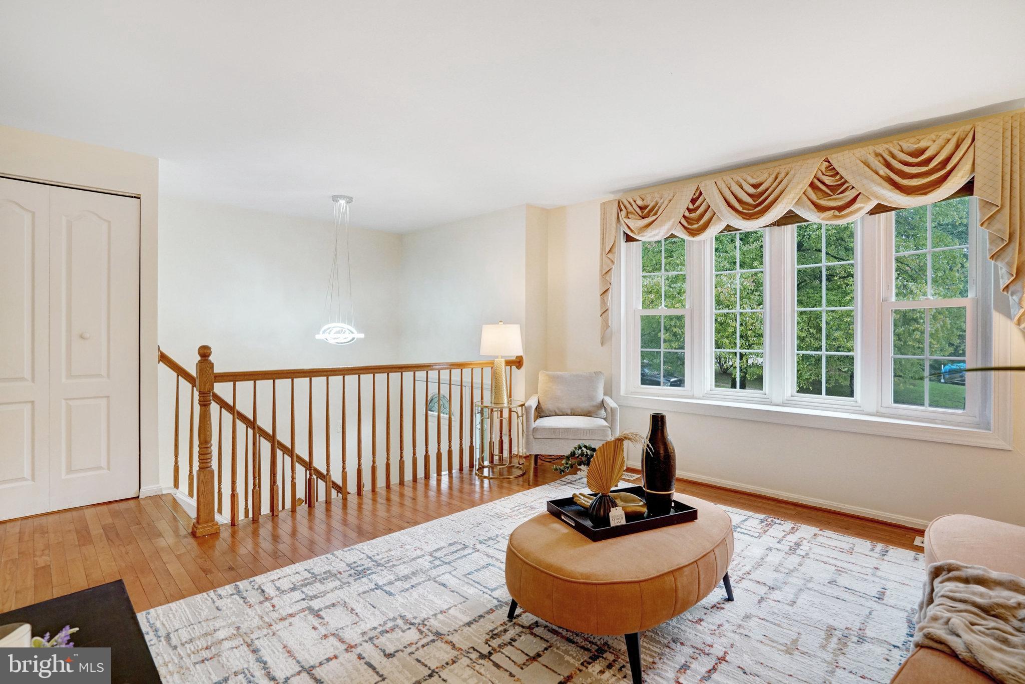 11009 Hidden Creek Ct