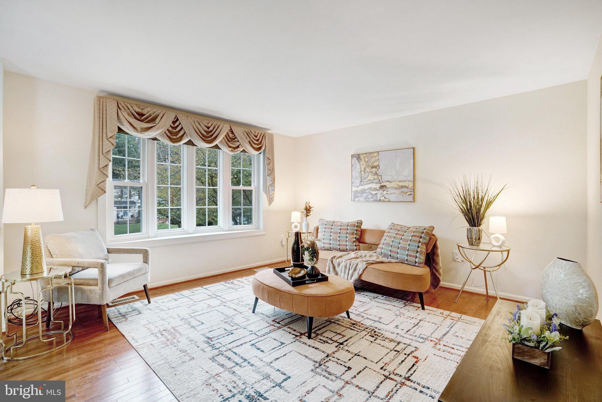 11009 Hidden Creek Ct