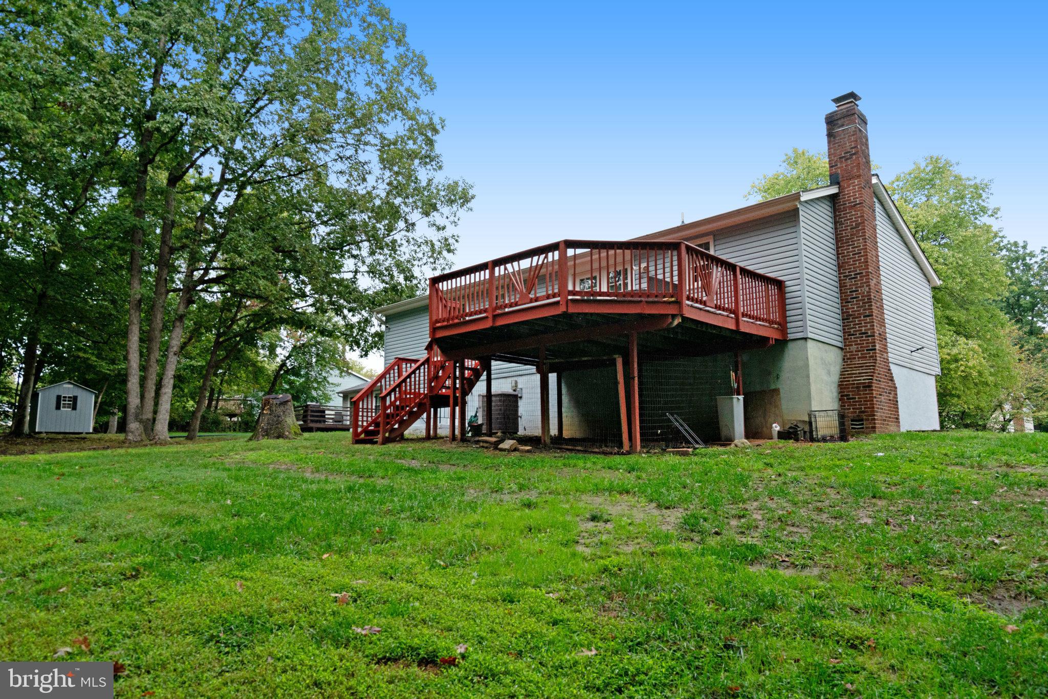 11009 Hidden Creek Ct