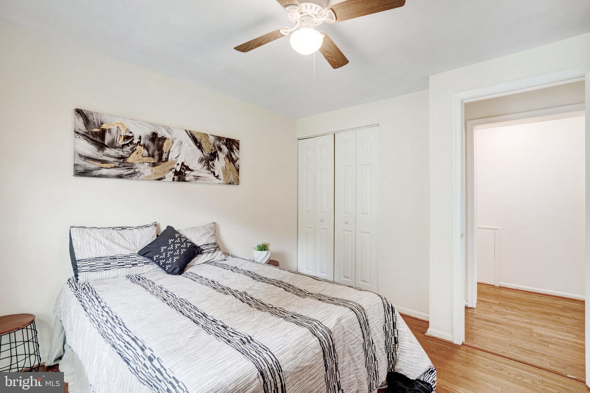 11009 Hidden Creek Ct
