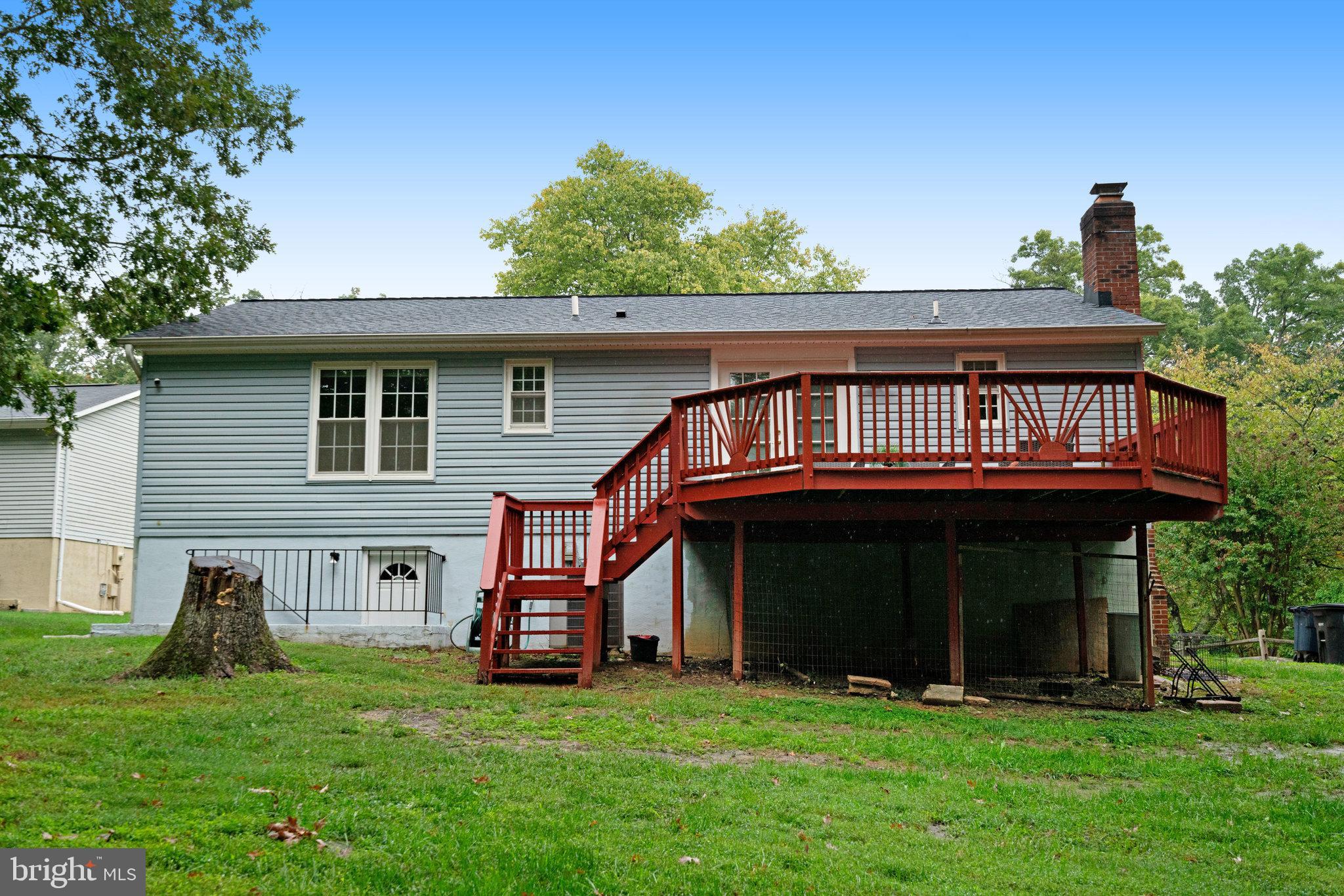 11009 Hidden Creek Ct