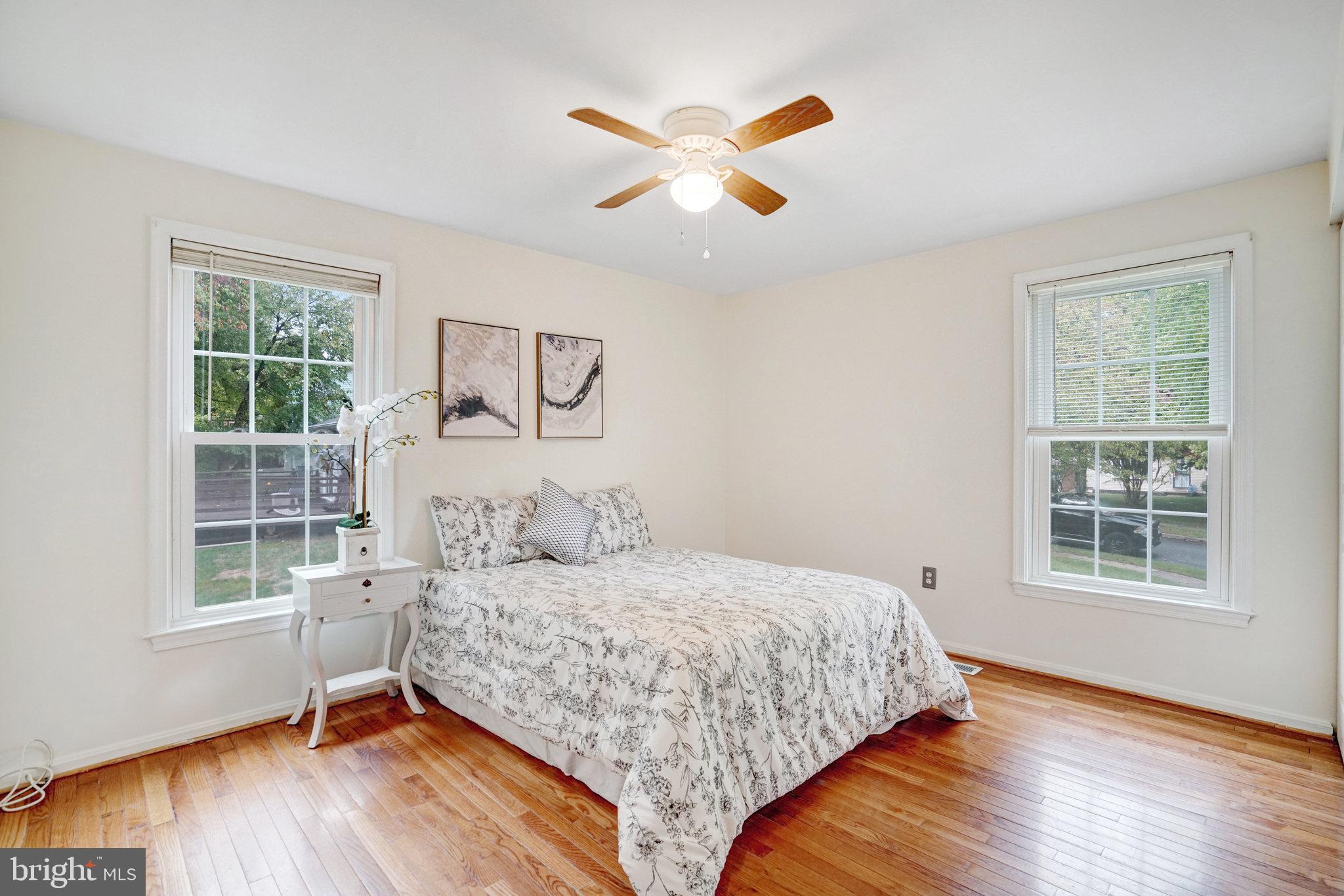 11009 Hidden Creek Ct