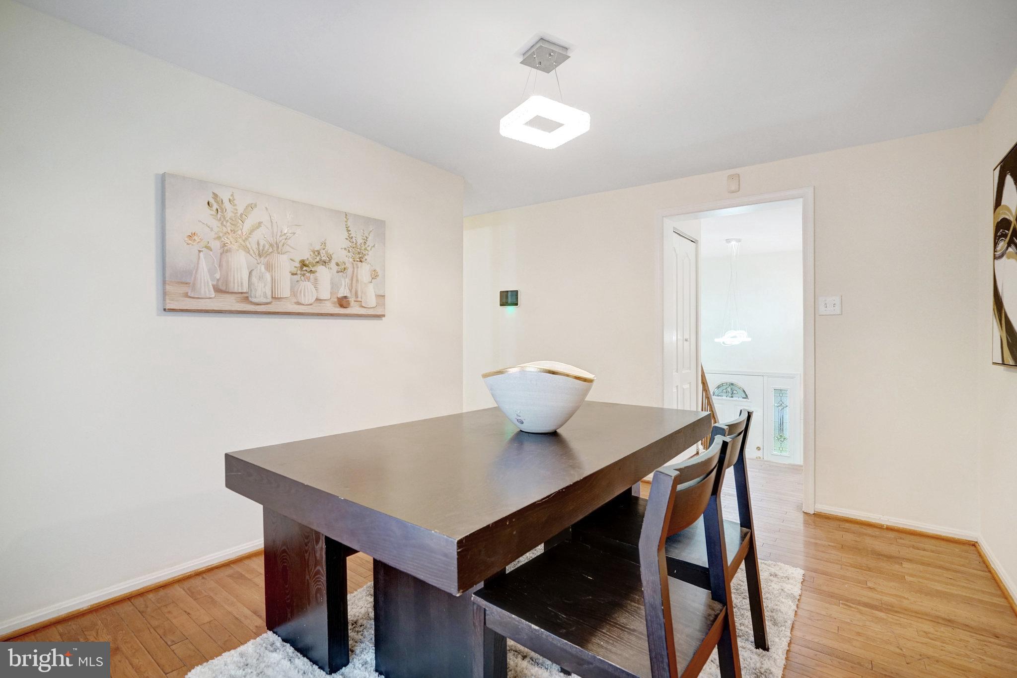 11009 Hidden Creek Ct