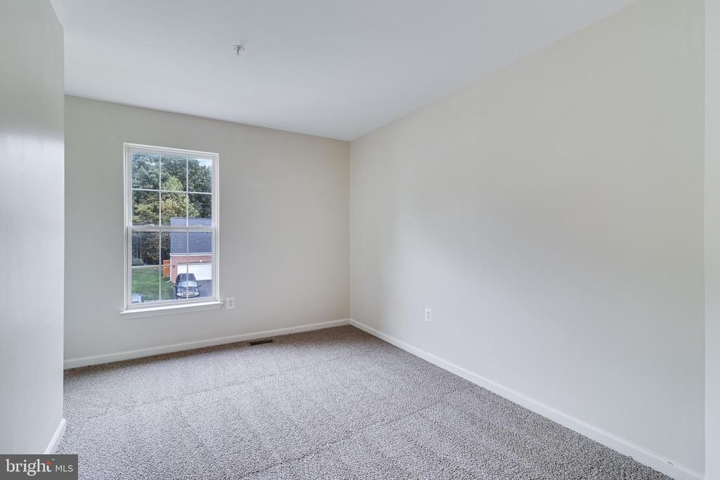 8707 FRAN DEL DRIVE