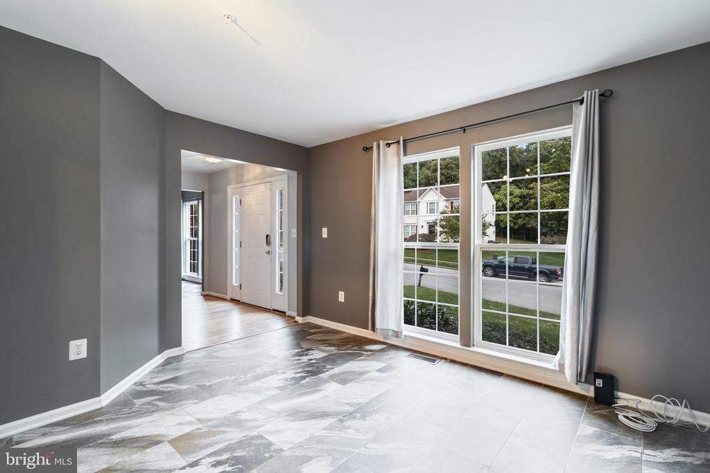 8707 FRAN DEL DRIVE