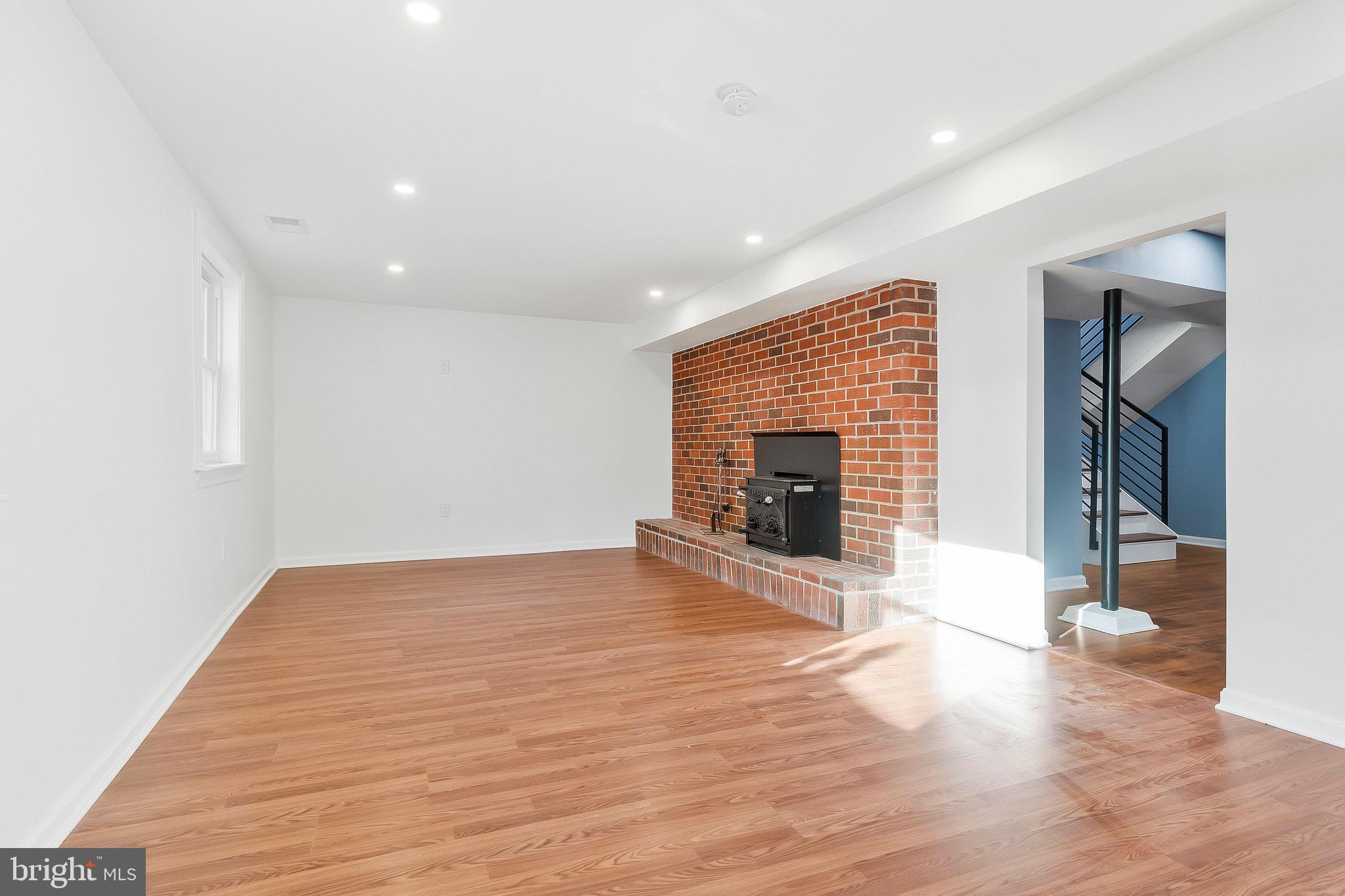 72 Herrington Dr
