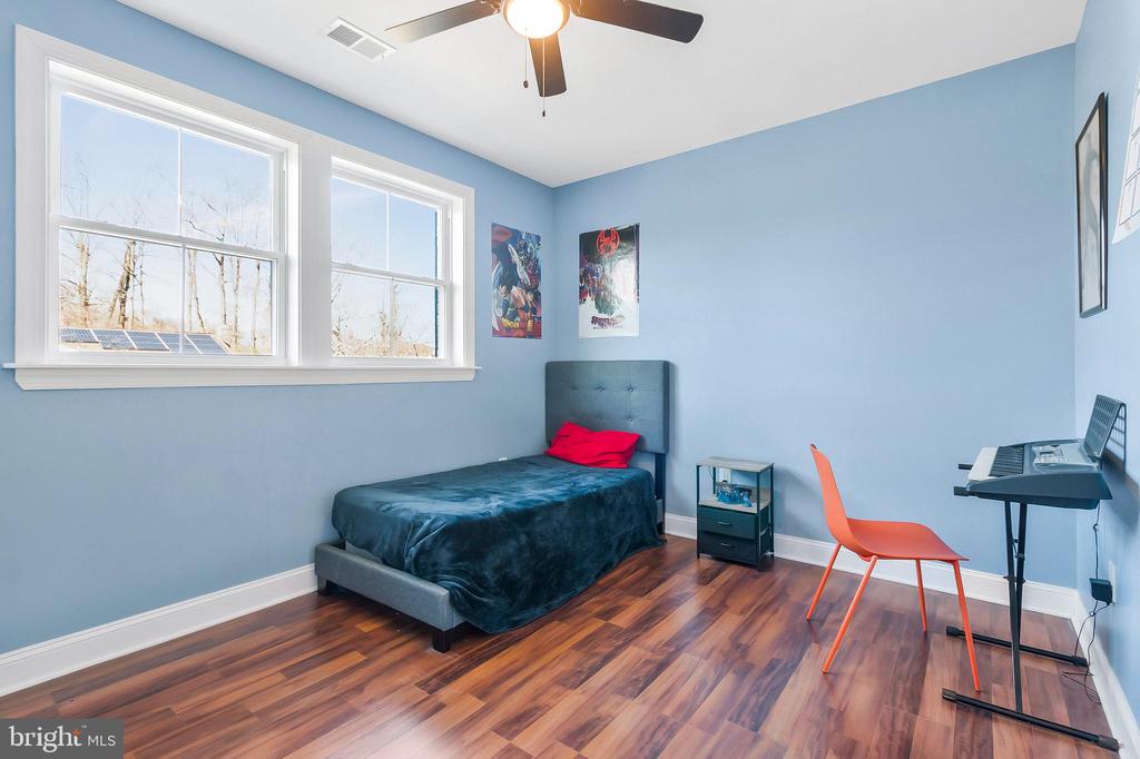 72 Herrington Dr