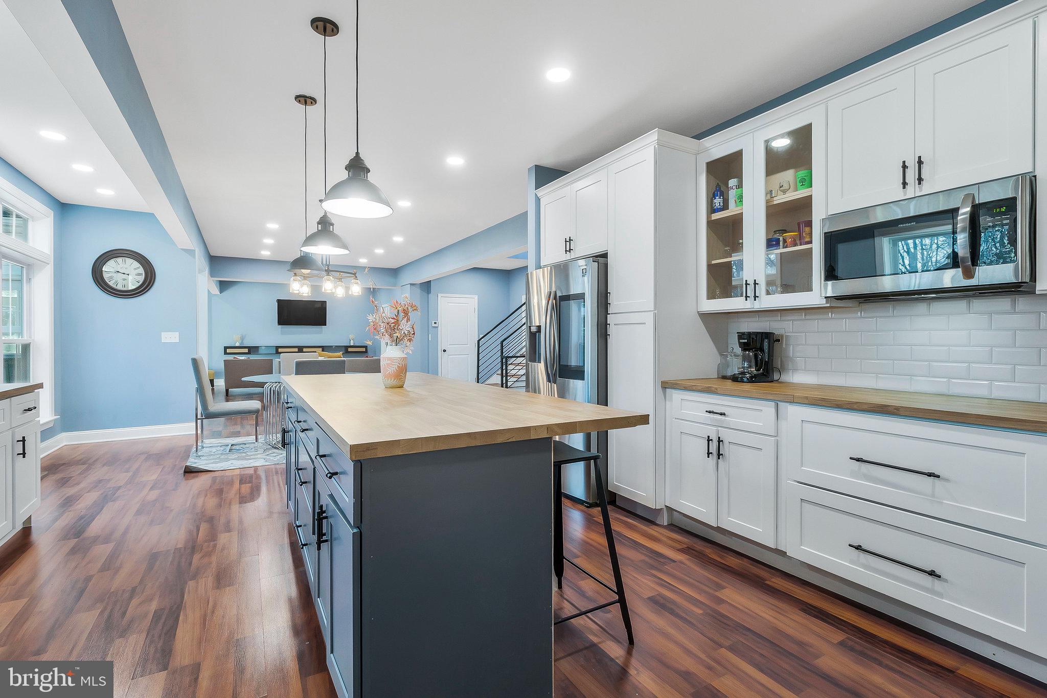 72 Herrington Dr