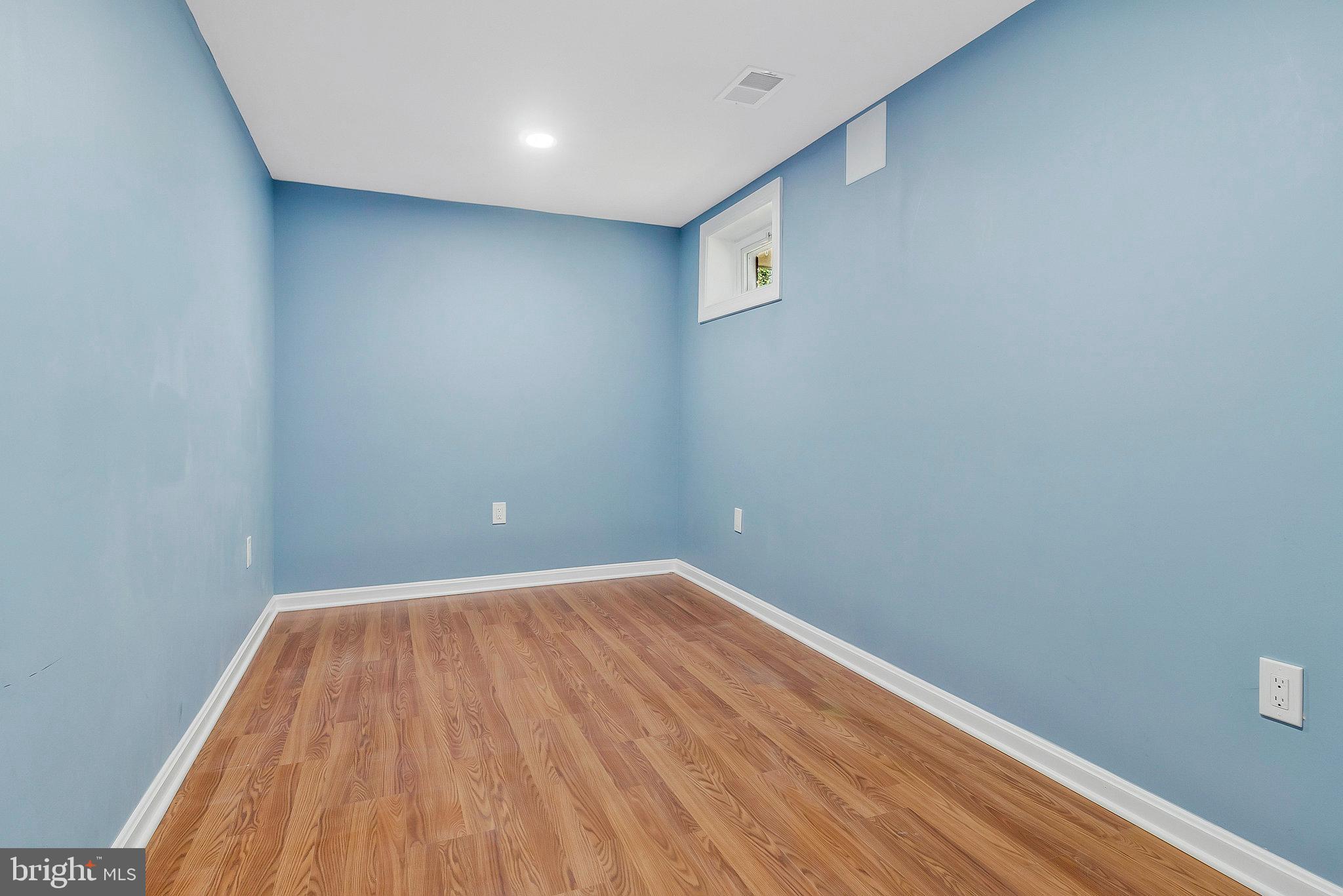 72 Herrington Dr