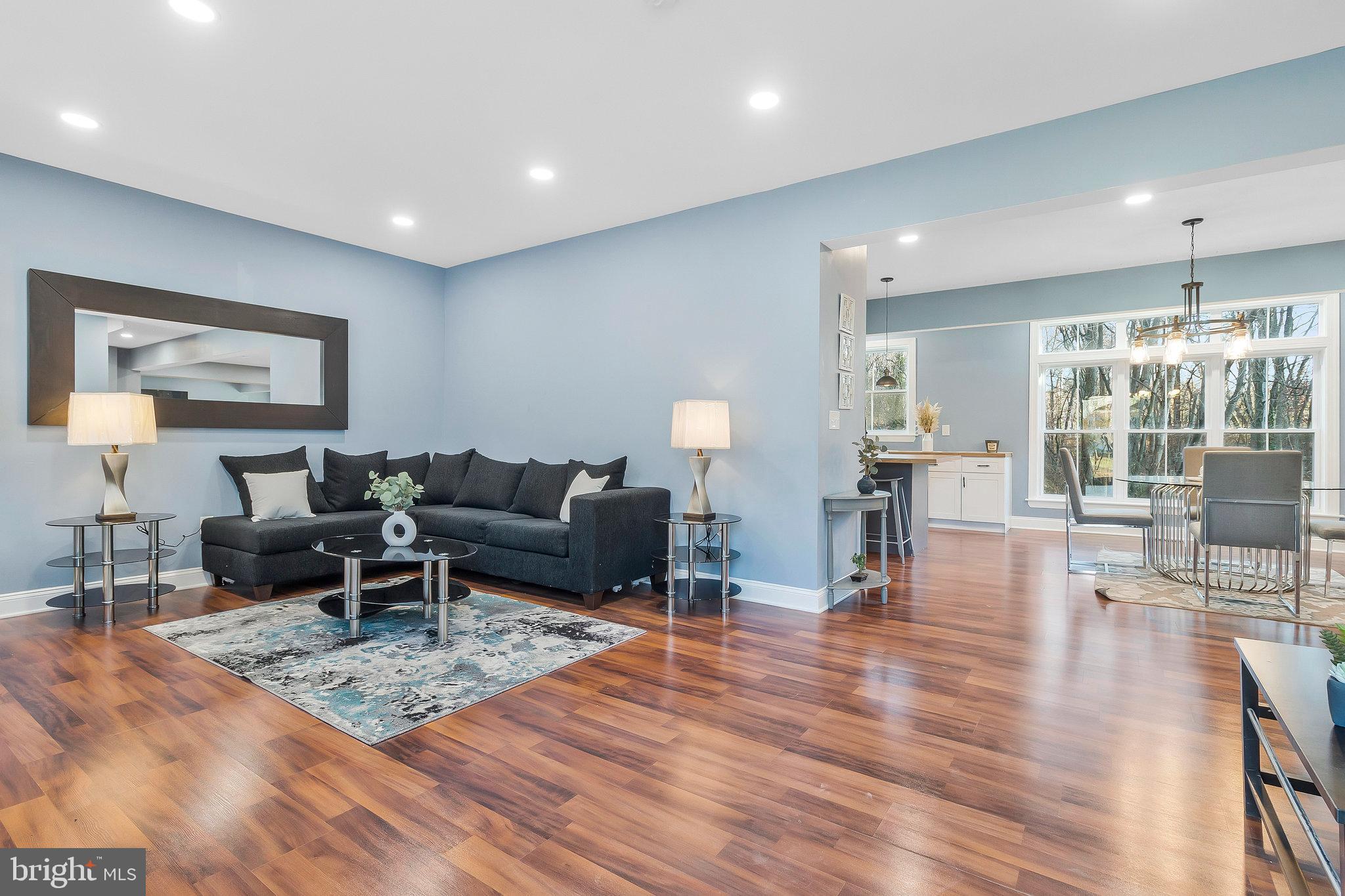 72 Herrington Dr