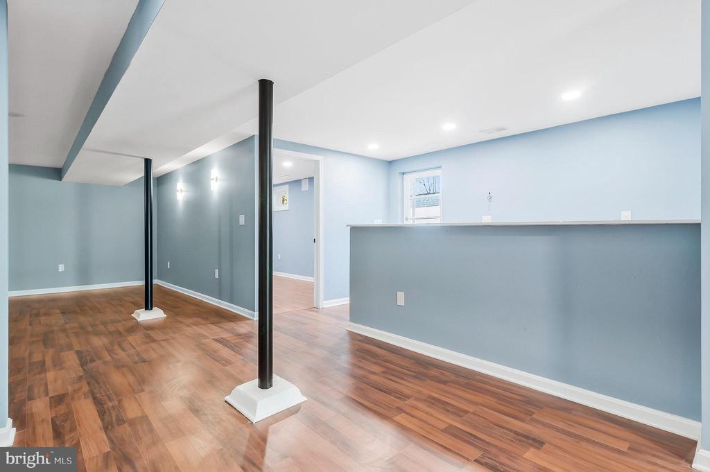 72 Herrington Dr