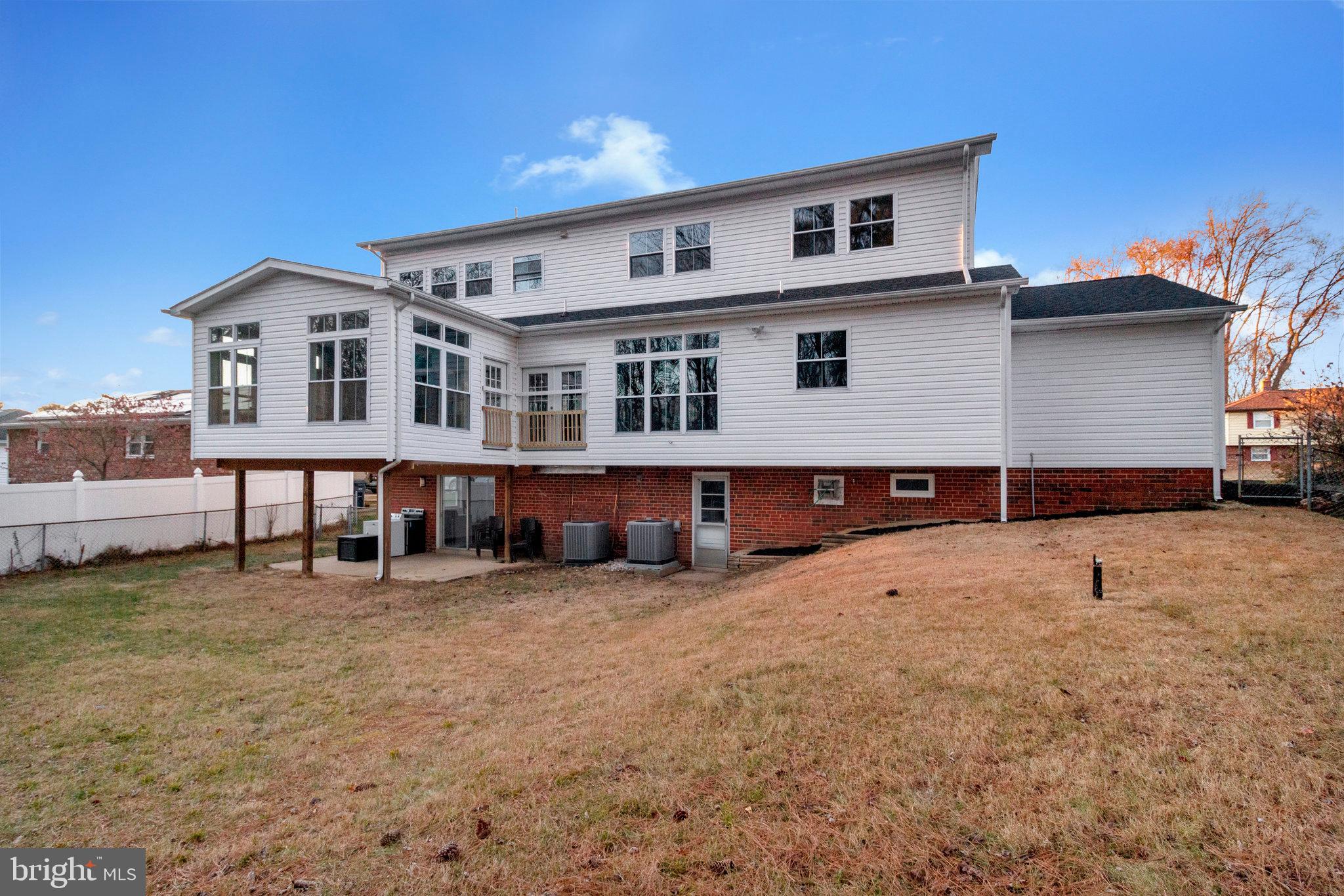 72 Herrington Dr