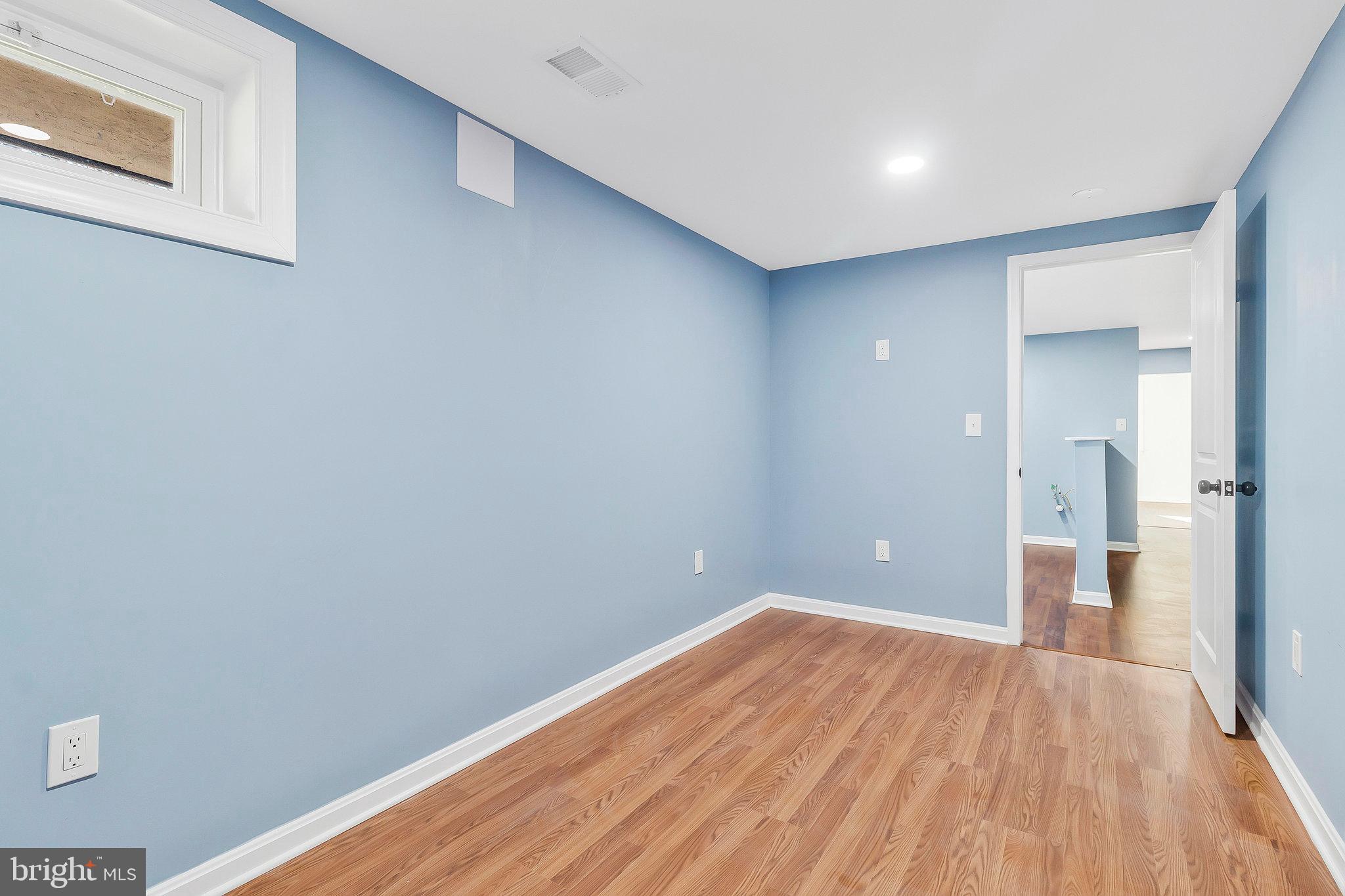72 Herrington Dr