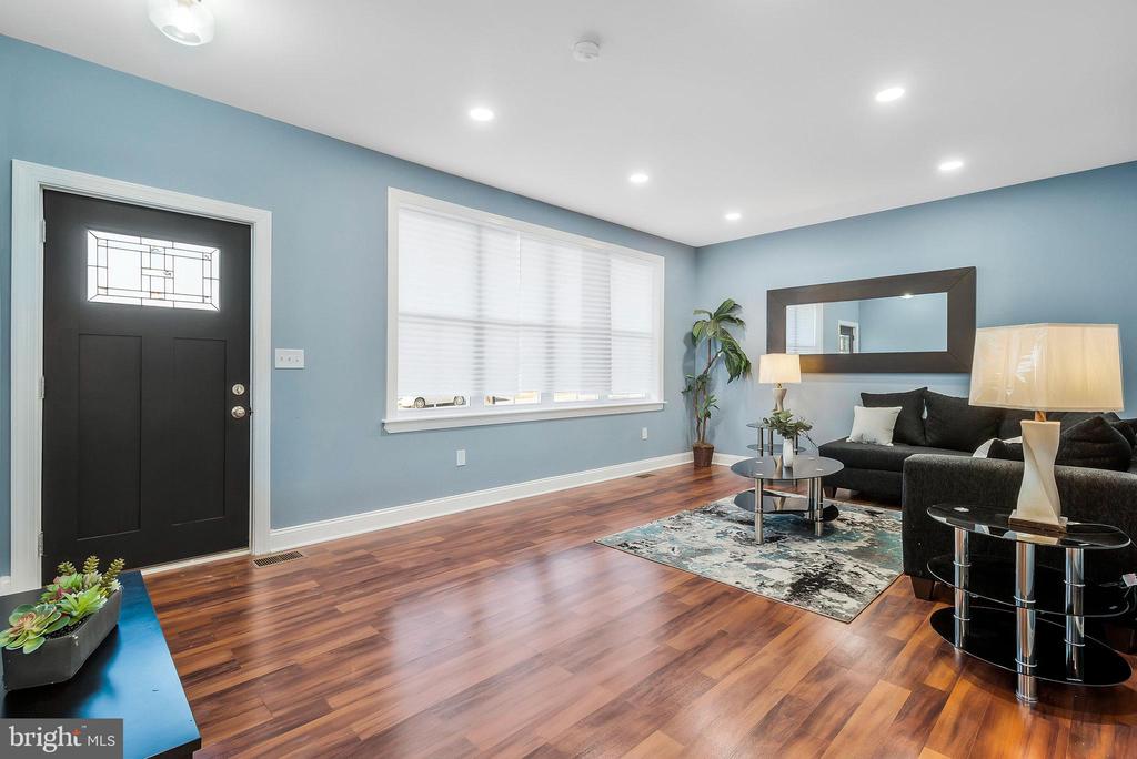 72 Herrington Dr