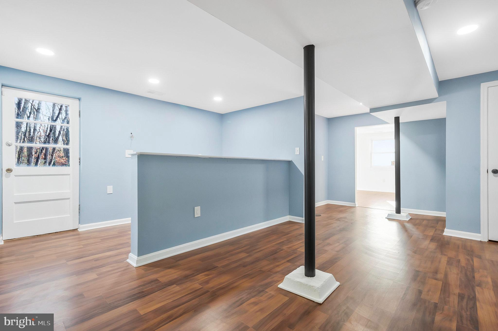 72 Herrington Dr