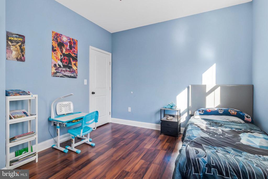 72 Herrington Dr