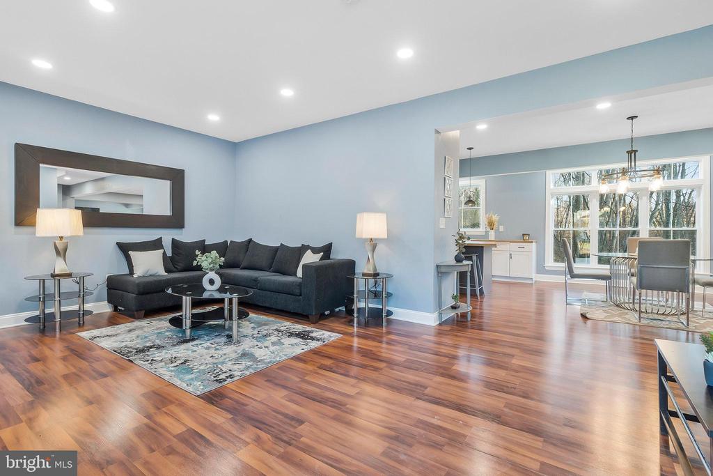 72 Herrington Dr