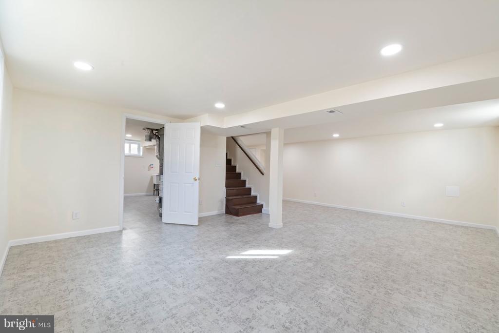 3818 Thornwood Rd