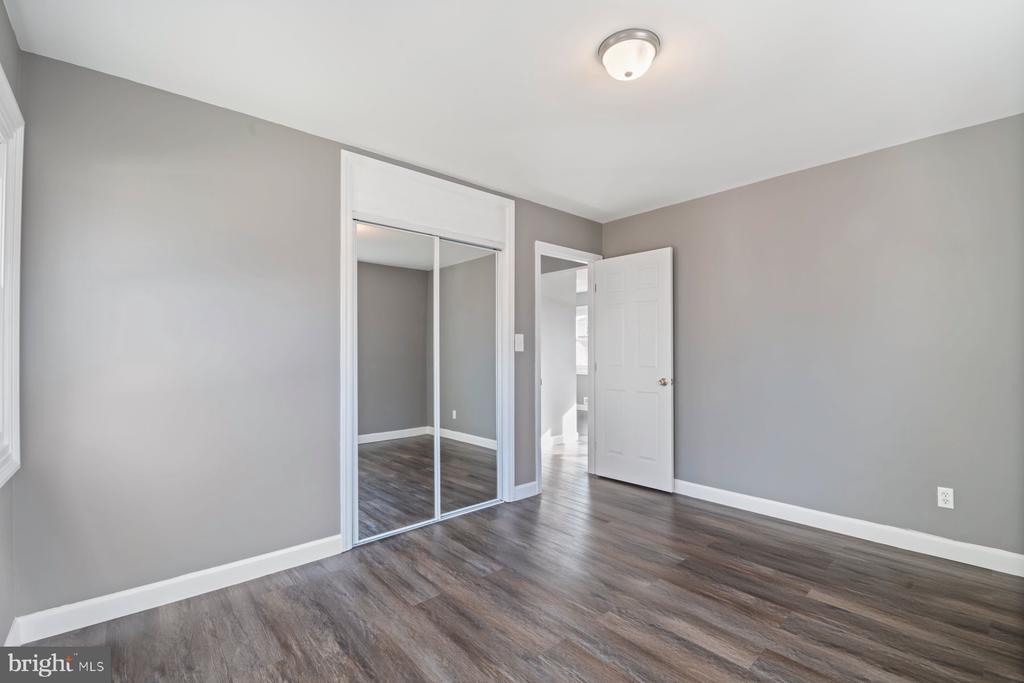 3818 Thornwood Rd