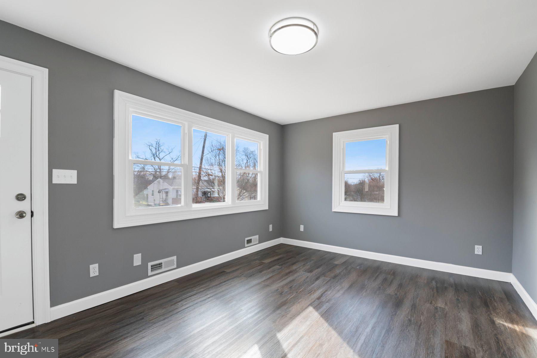 3818 Thornwood Rd