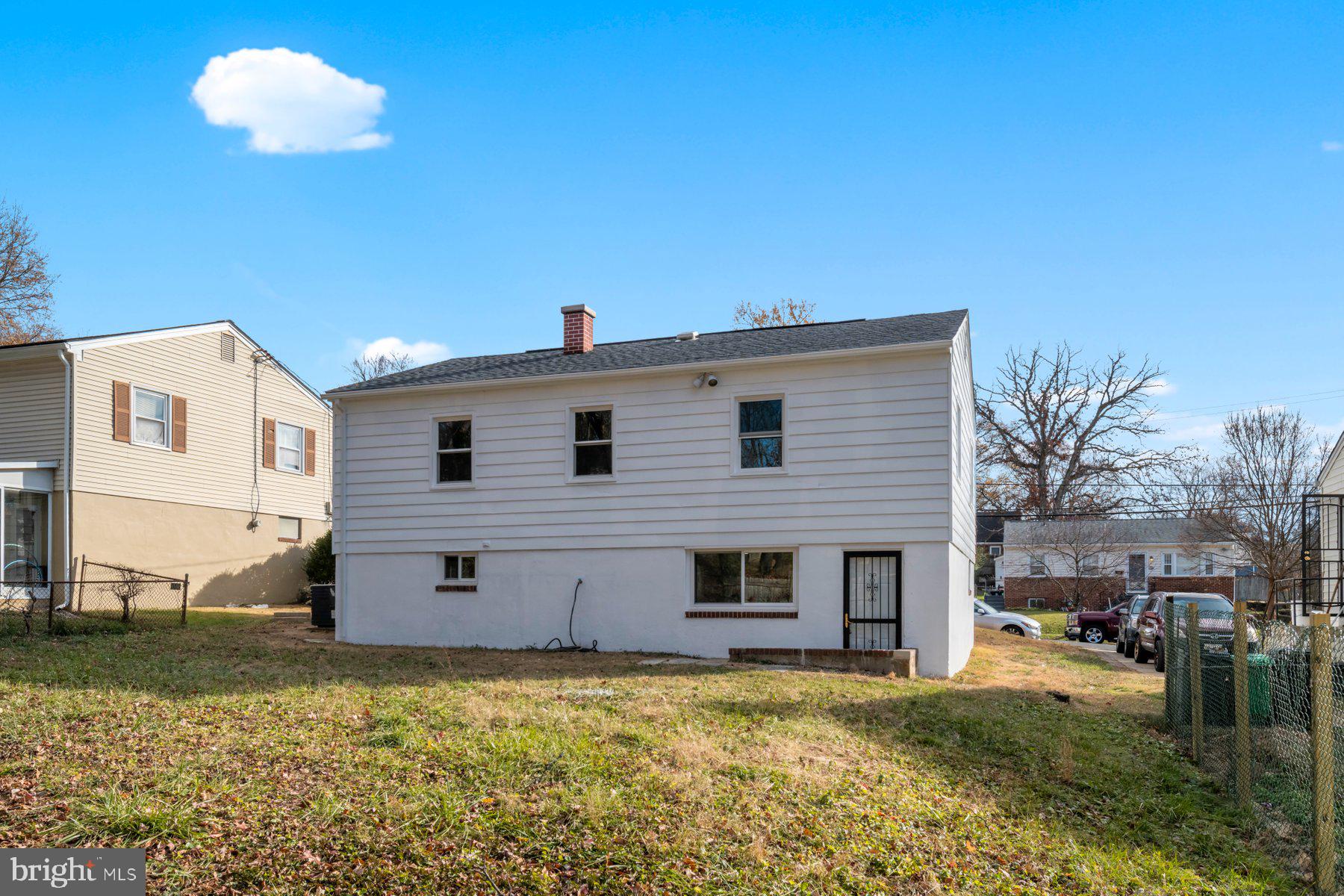 3818 Thornwood Rd