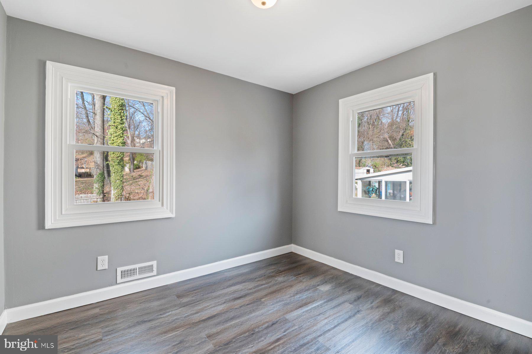 3818 Thornwood Rd