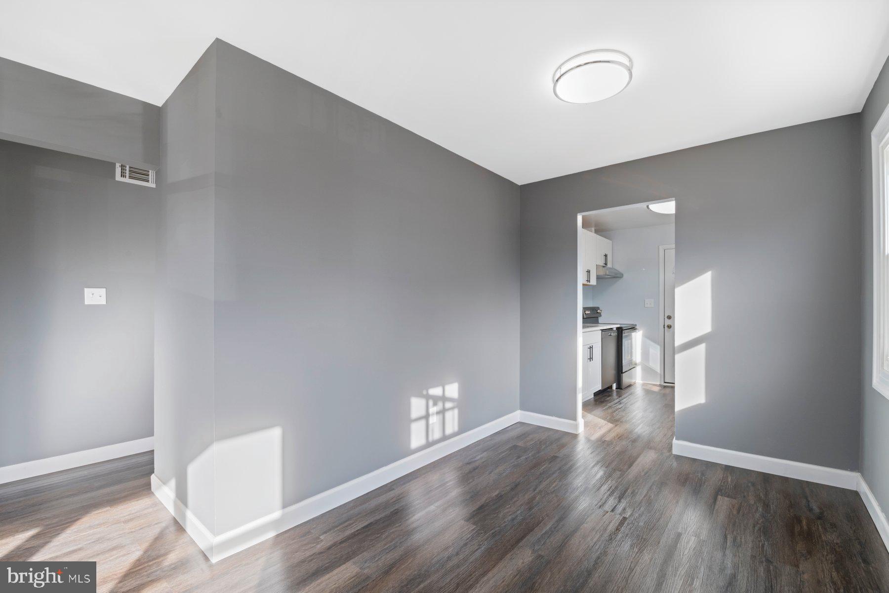 3818 Thornwood Rd