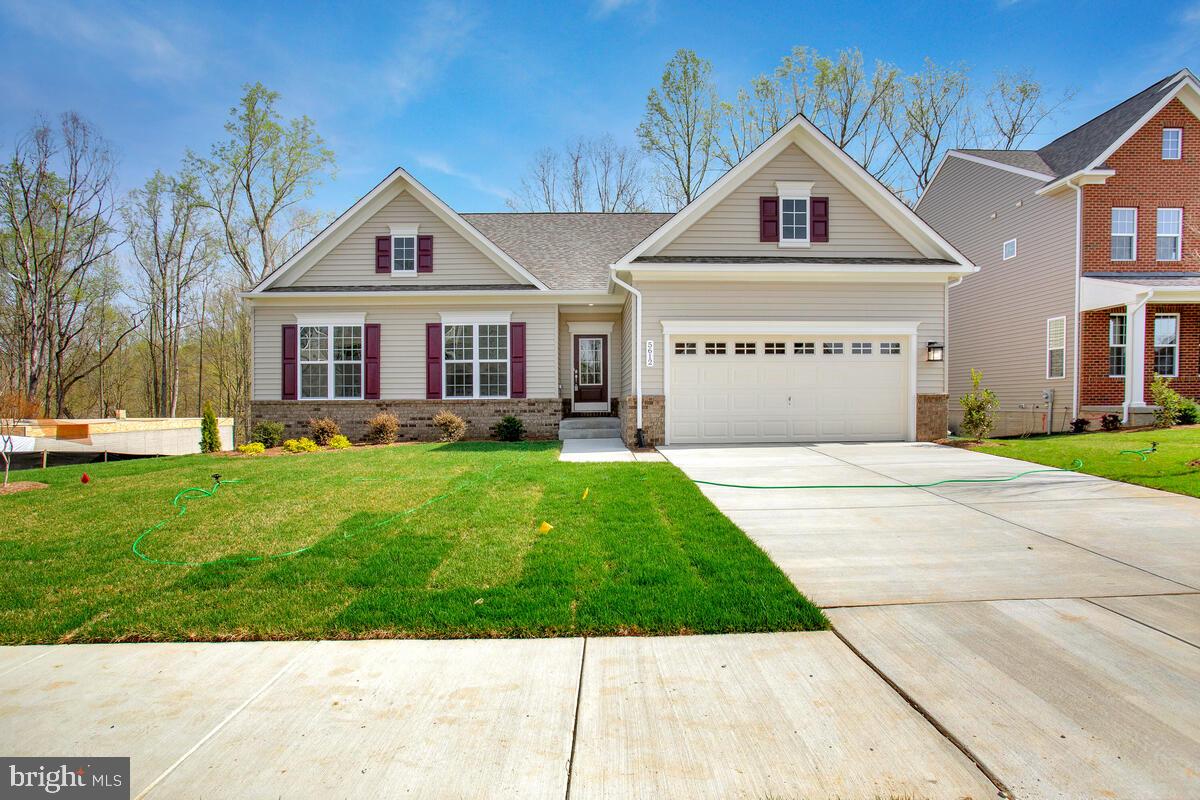 5612 SAVANNAH DRIVE